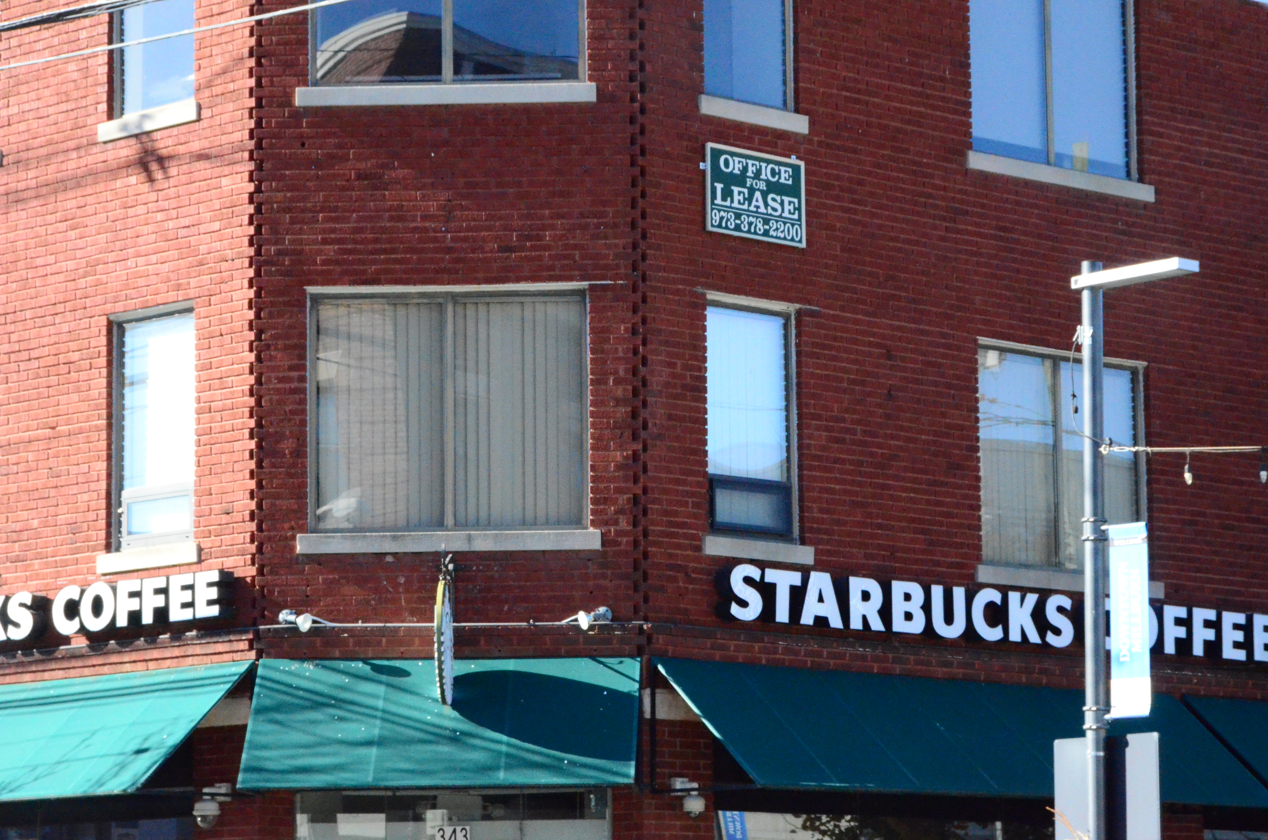 starbucks coffee shop